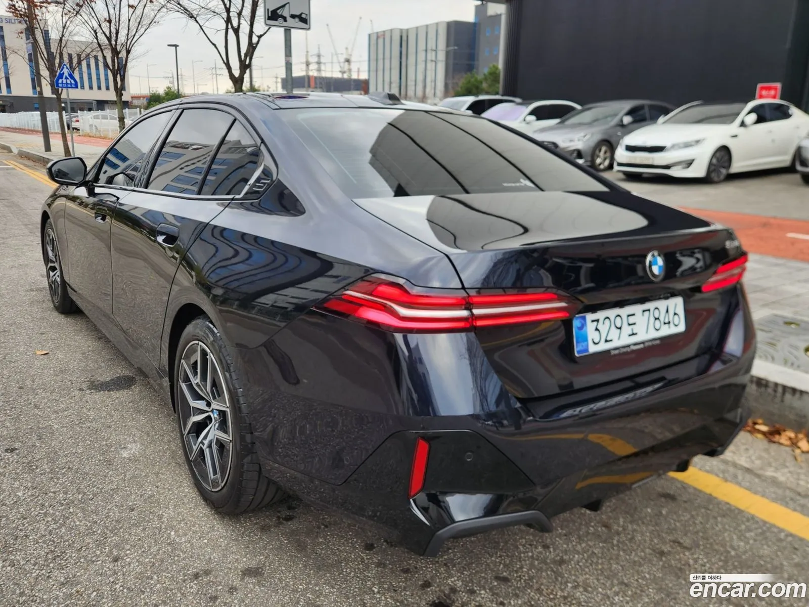BMW 5 Series 2025 — 15