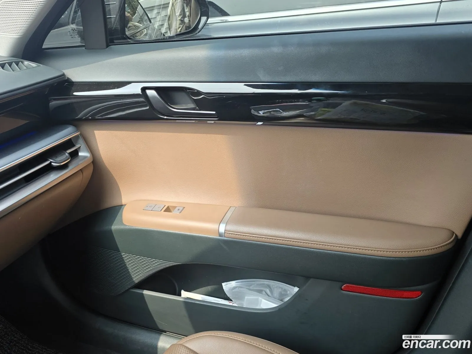 Hyundai Grandeur Hybrid 2023 — 3