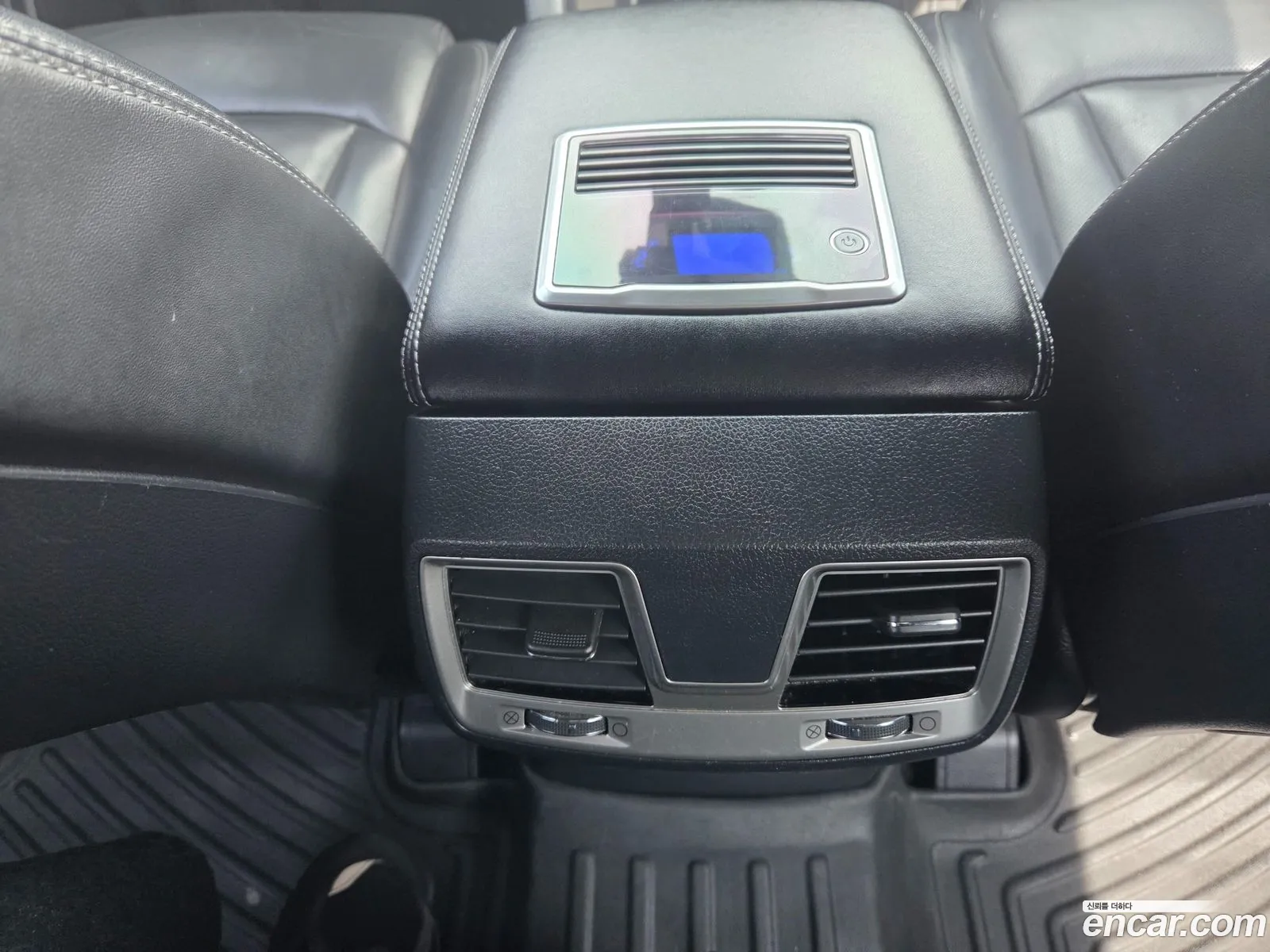 KG Mobility (SsangYong) Rexton Sports Khan 2019 — 11