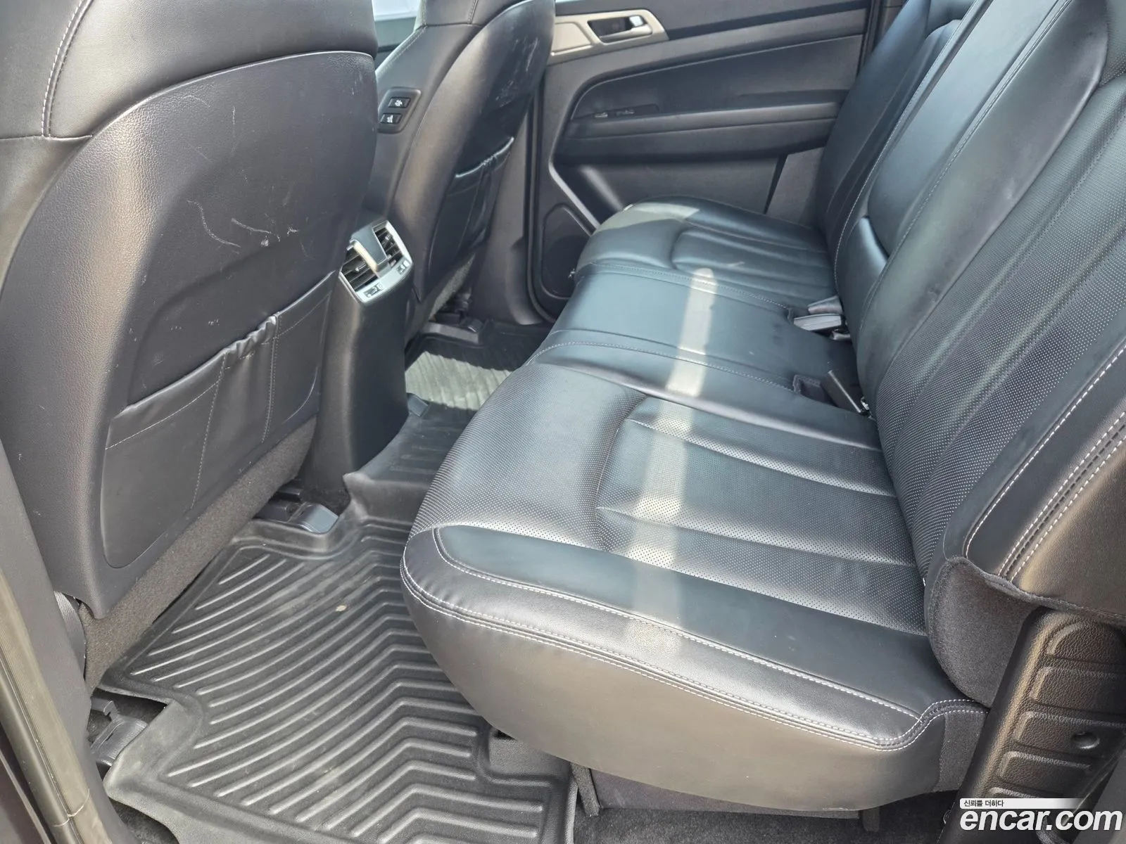 KG Mobility (SsangYong) Rexton Sports Khan 2019 — 6