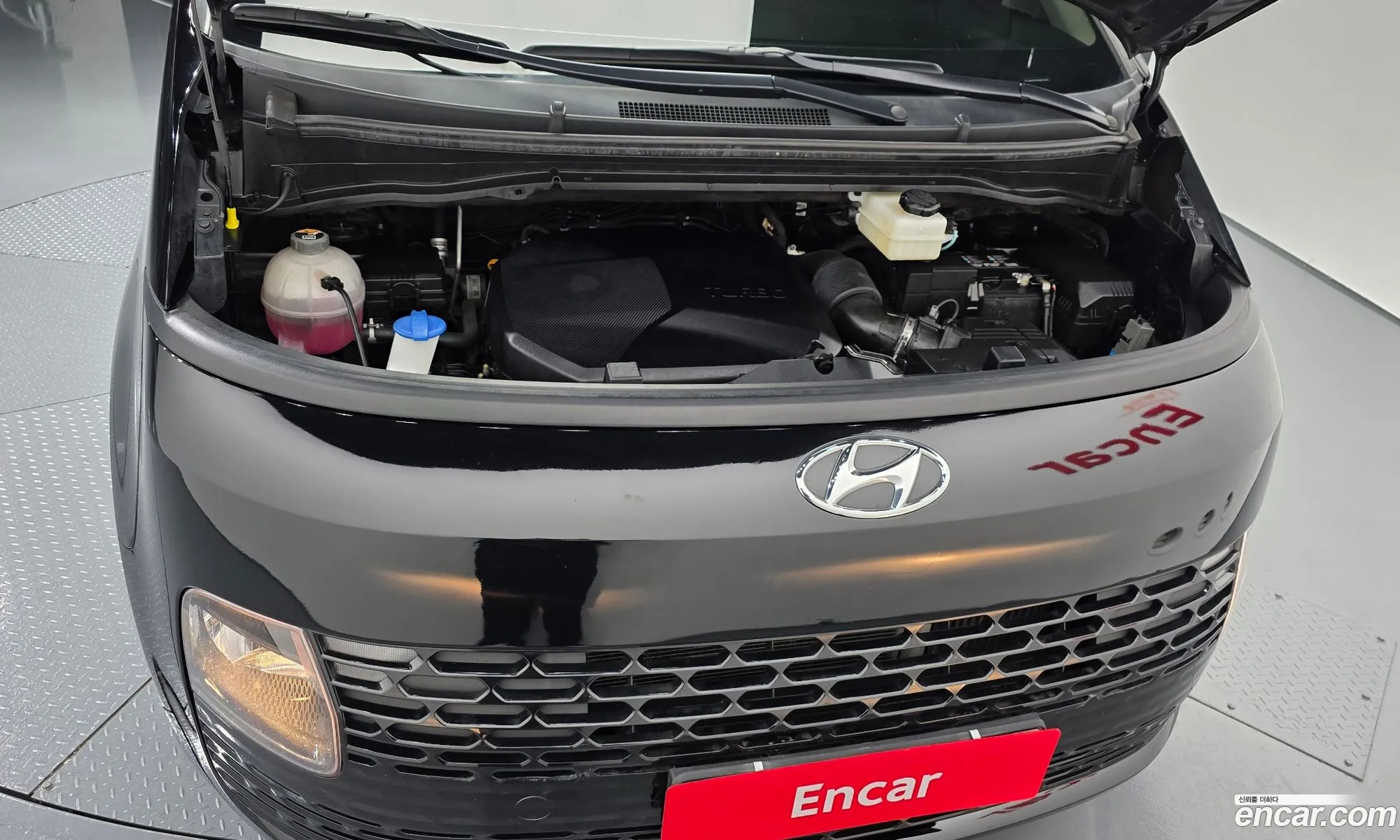 Hyundai Staria 2021 — 5