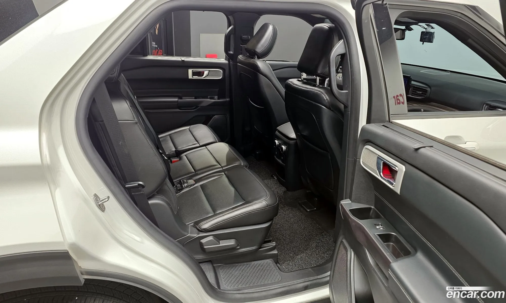 Ford Explorer 6th Gen 2020 1FMSK8FH1LGA73142 — 10