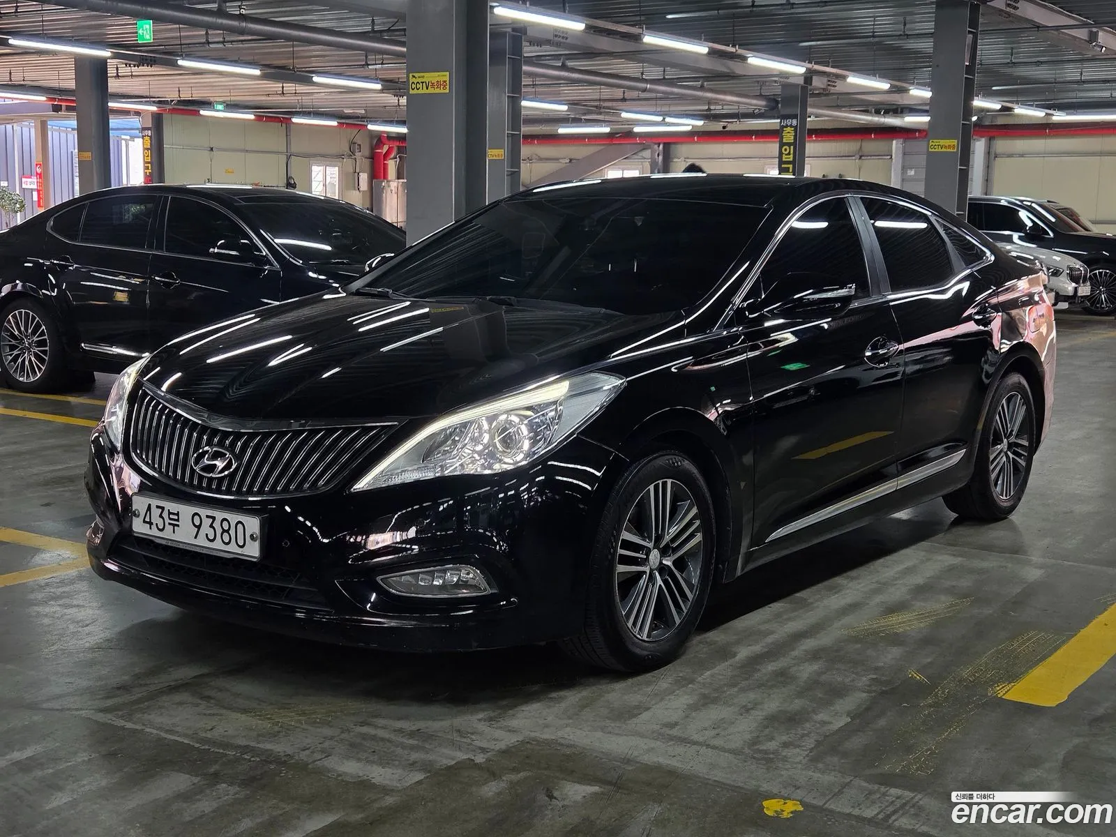Hyundai Grandeur HG 2013 — 16