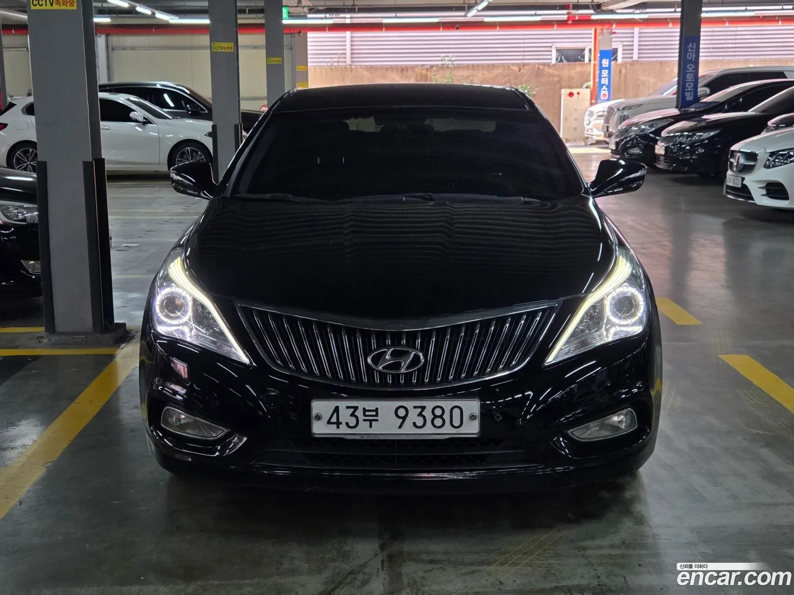 Hyundai Grandeur HG 2013 — 15