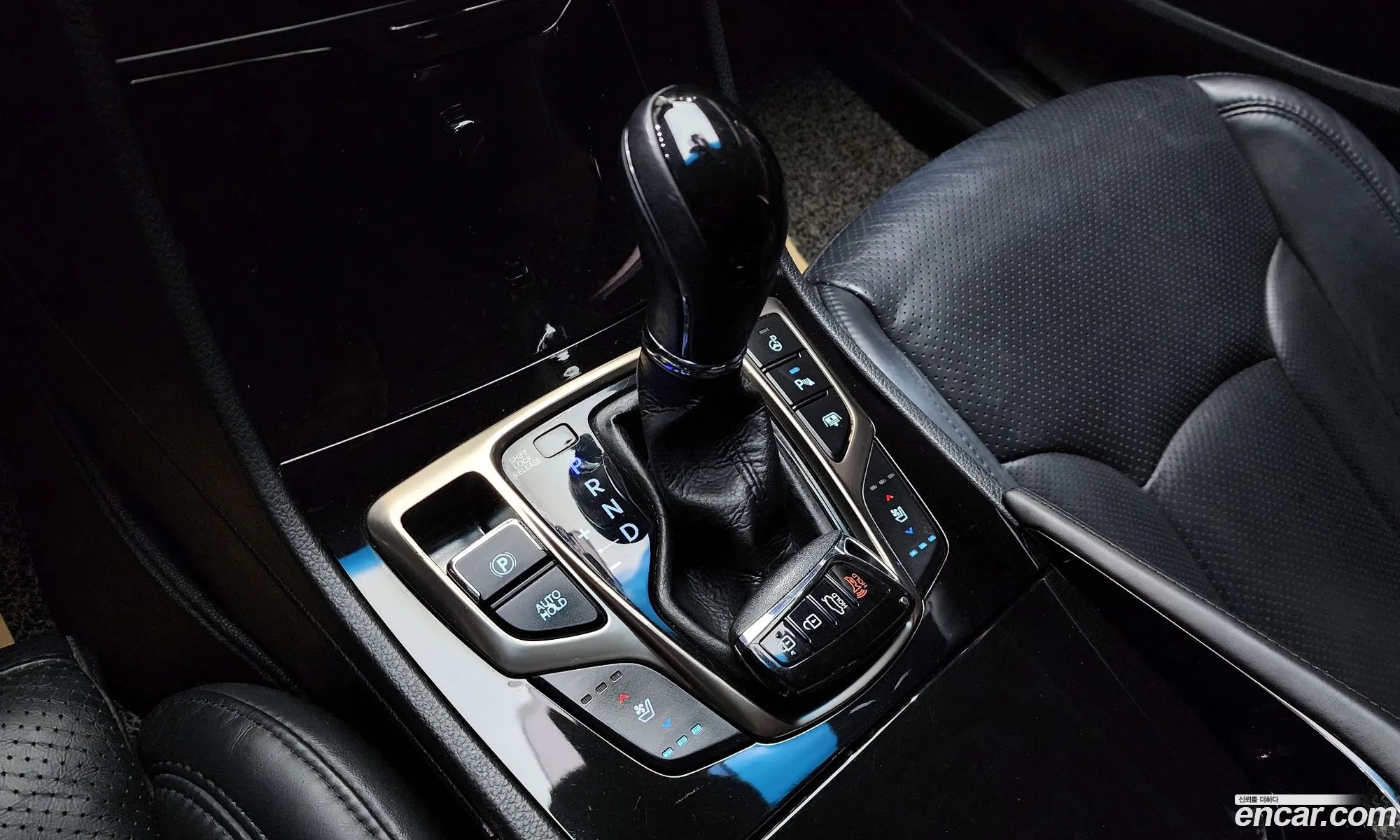 Hyundai Grandeur HG 2012 — 19