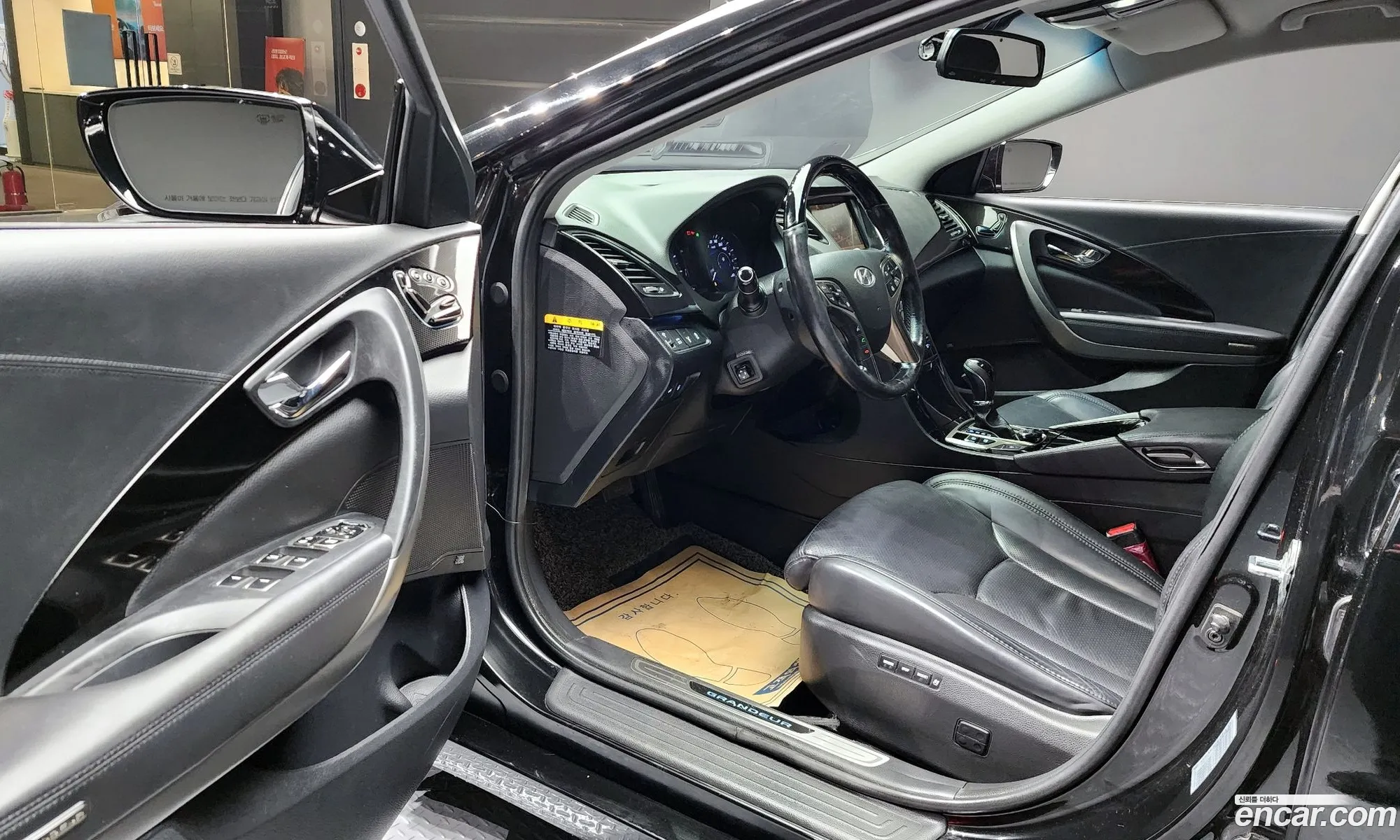 Hyundai Grandeur HG 2012 — 6