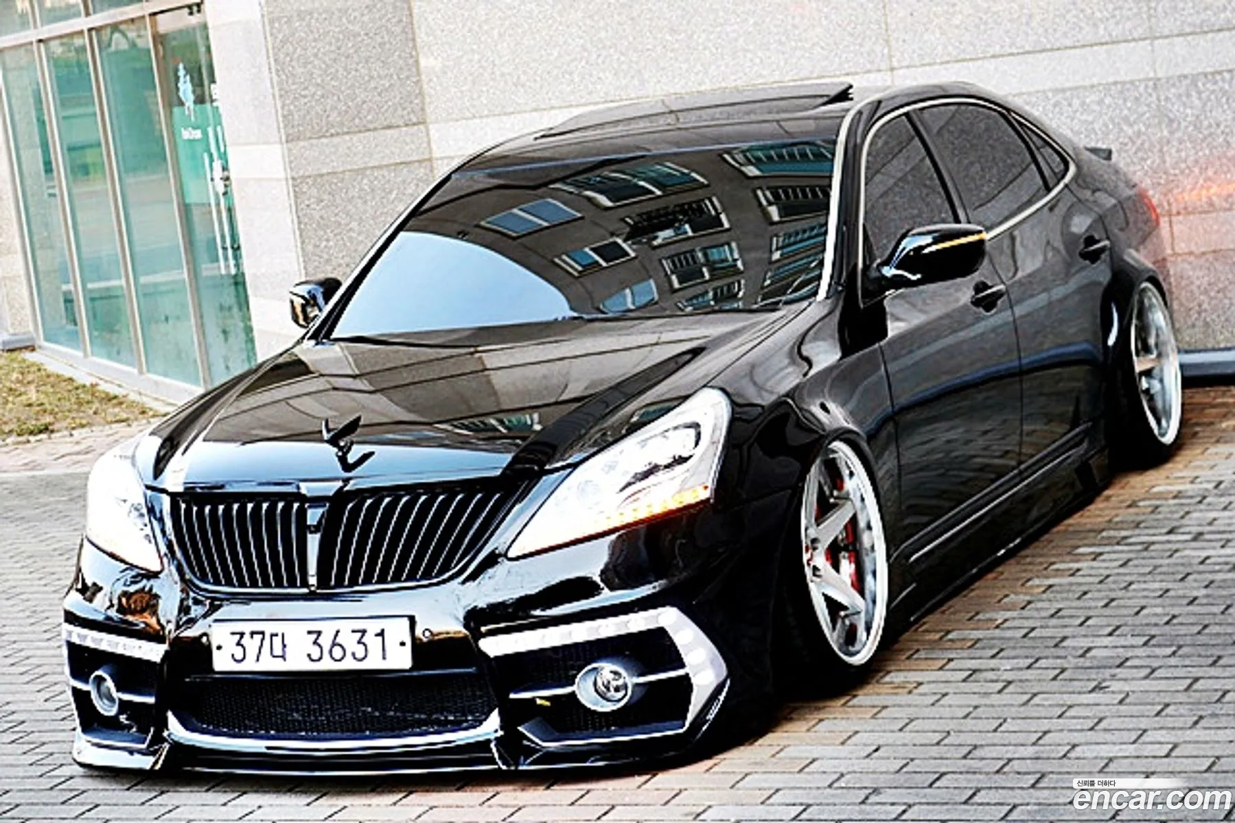 Hyundai Equus 2013 — 17
