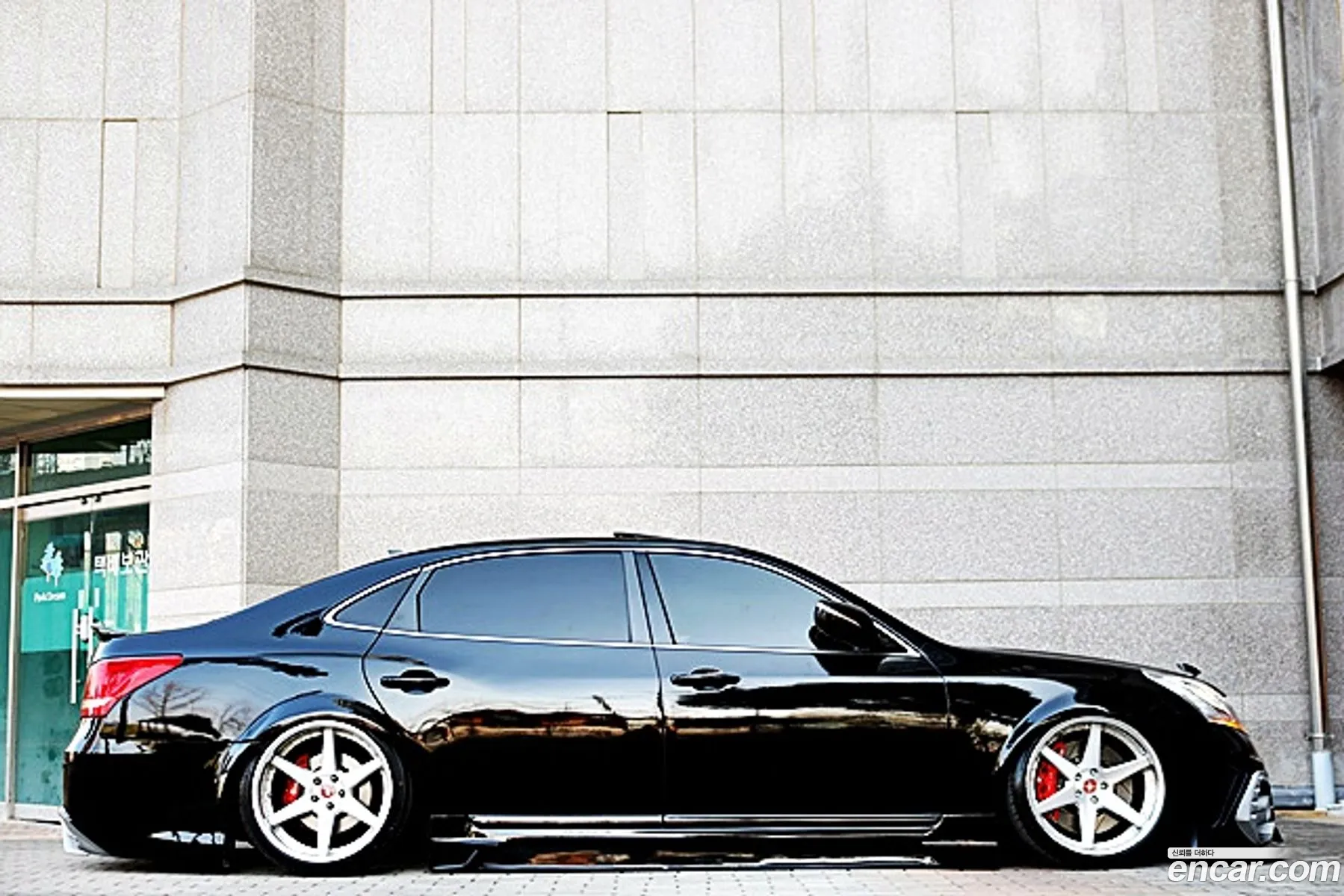 Hyundai Equus 2013 — 12