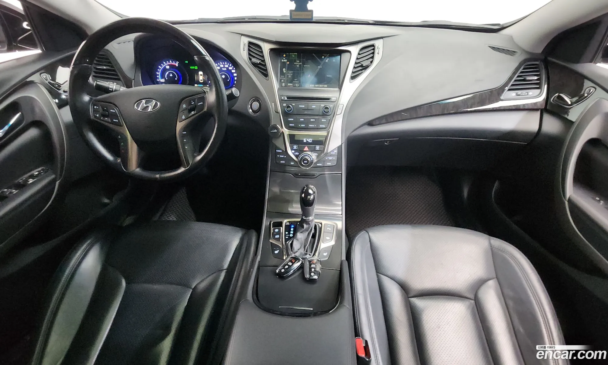 Hyundai Grandeur HG Hybrid 2015 — 8