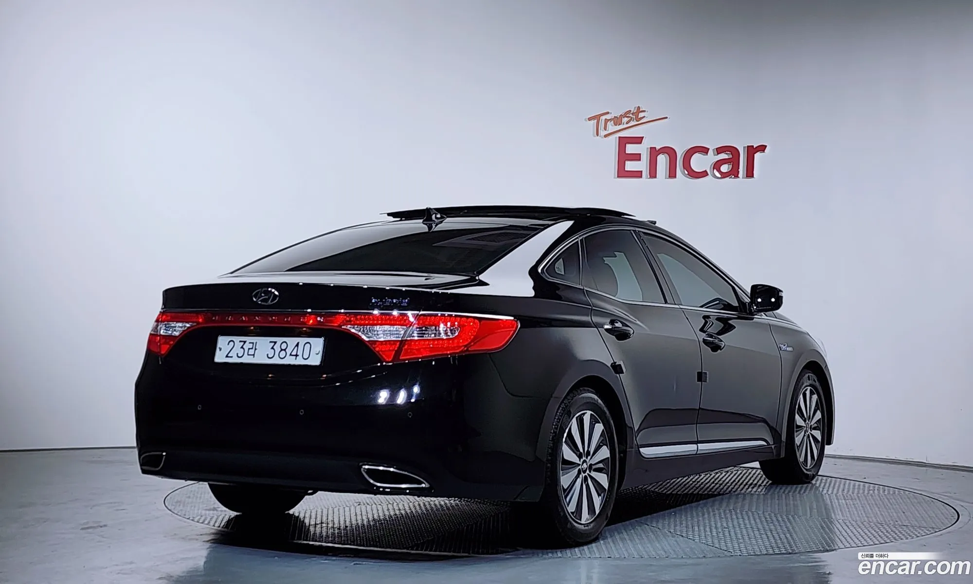 Hyundai Grandeur HG Hybrid 2015 — 20