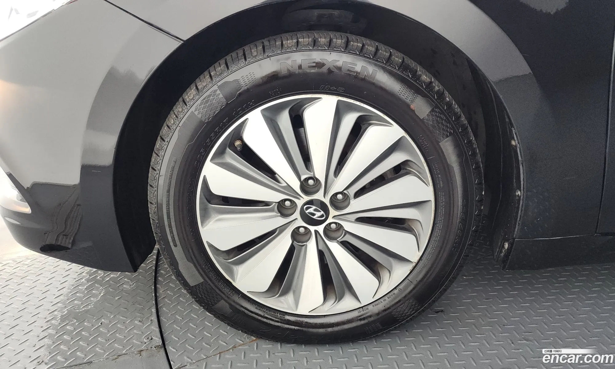 Hyundai Grandeur HG Hybrid 2015 — 12