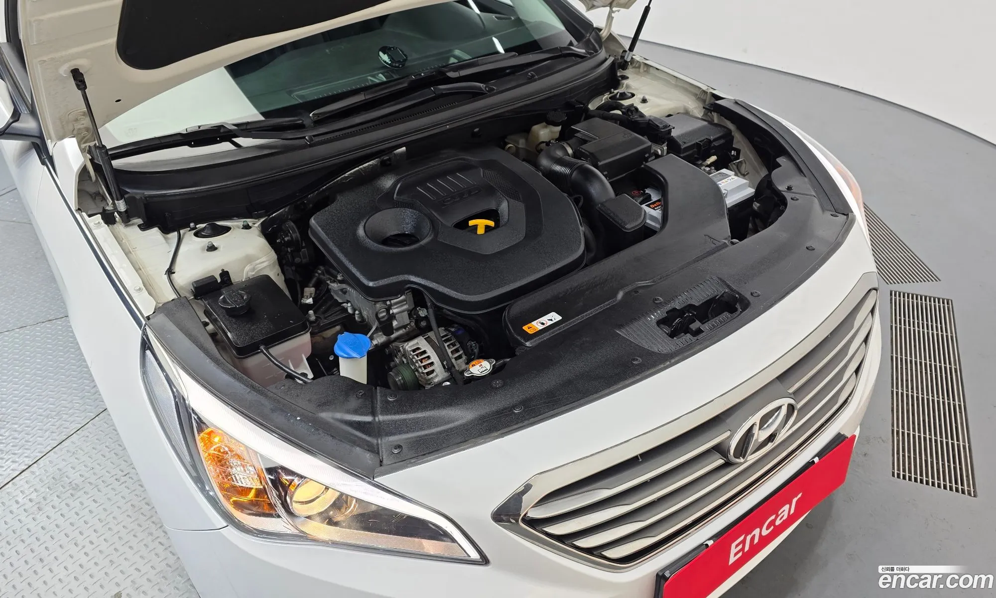 Hyundai LF Sonata 2014 — 4