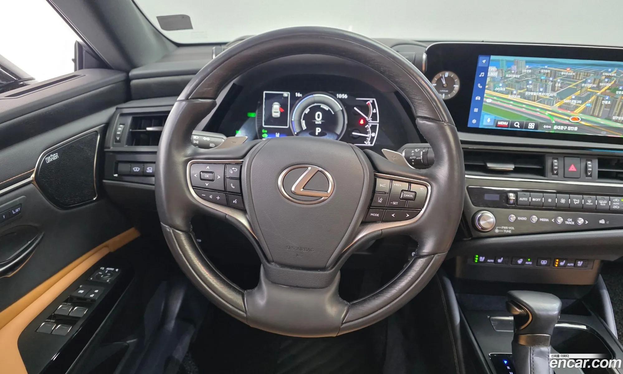 Lexus ES300h 7th Gen 2024 — 6