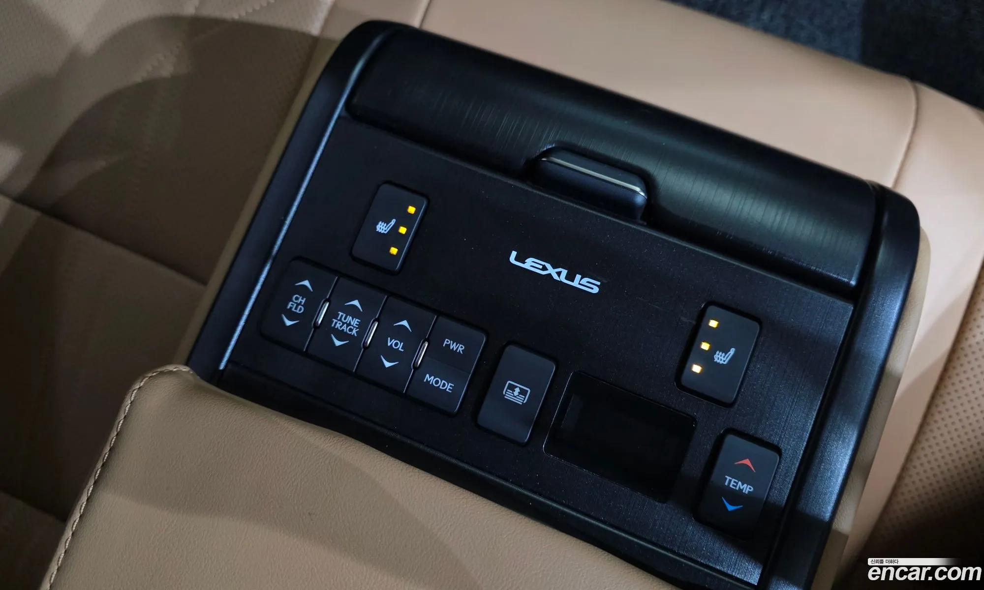 Lexus ES300h 7th Gen 2024 — 20