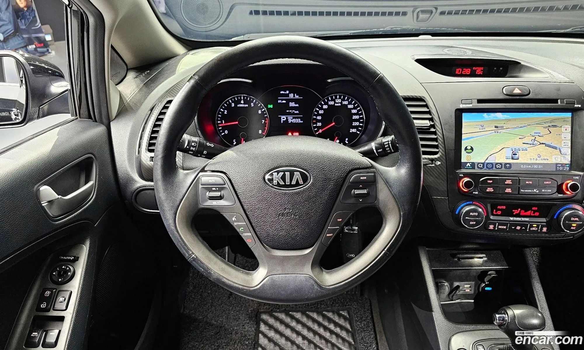 Kia K3 2015 — 13