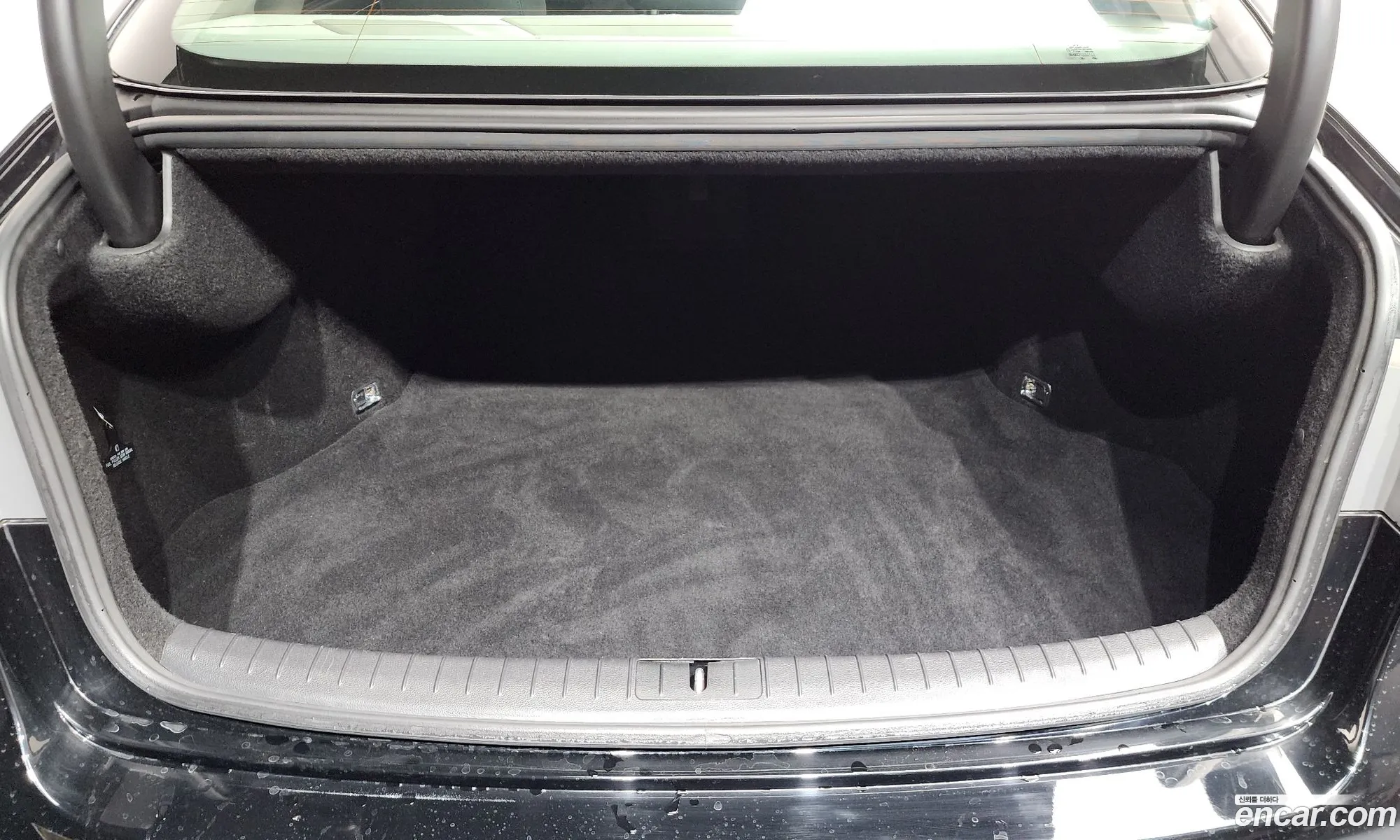 Hyundai Genesis DH 2015 — 12