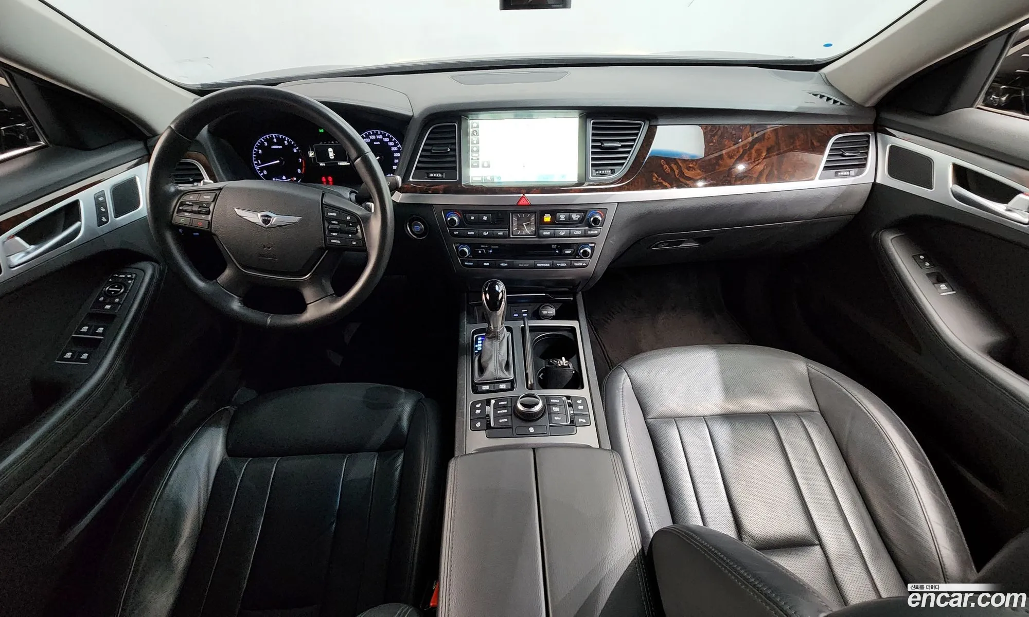 Hyundai Genesis DH 2015 — 15