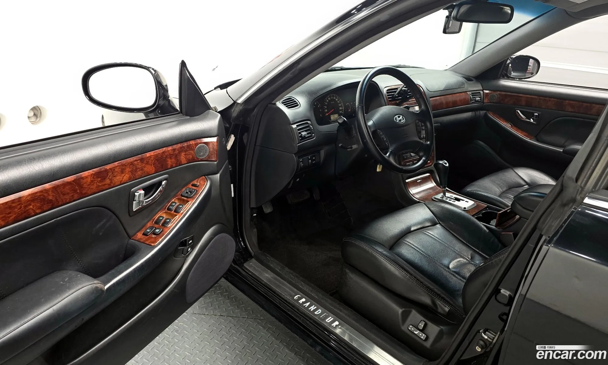 Hyundai Grandeur XG
