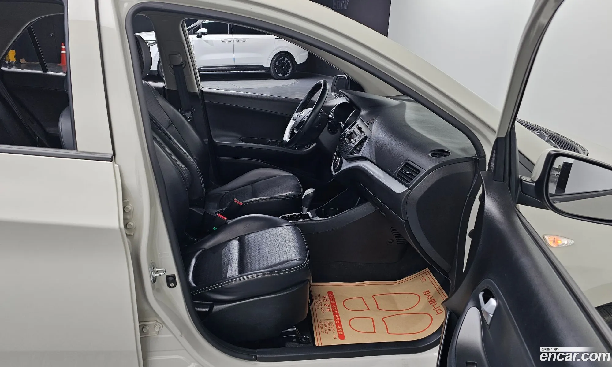 Kia Morning 2016 KNABX511BGT437822 — 17