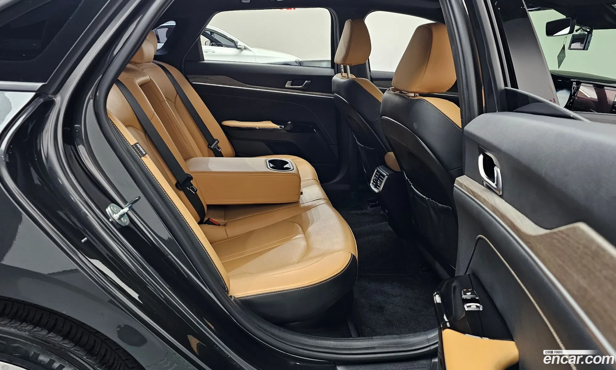 Kia K5 Hybrid 2020 — 15