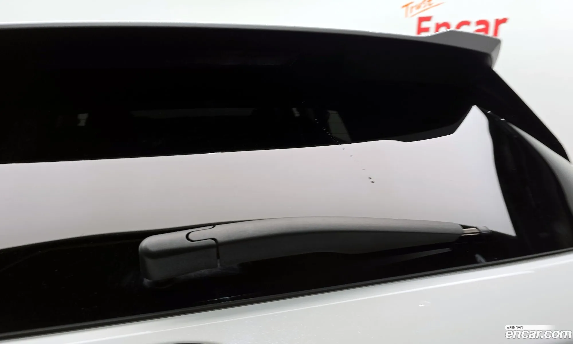 Ford Explorer 6th Gen 2020 1FMSK8FH6LGC71215 — 17