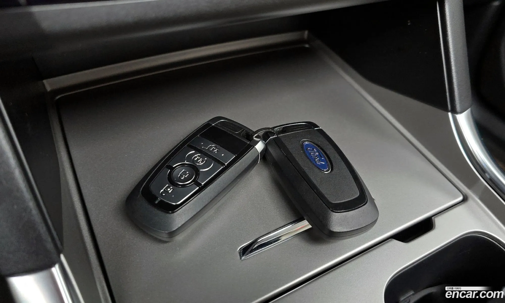 Ford Explorer 6th Gen 2020 1FMSK8FH6LGC71215 — 3