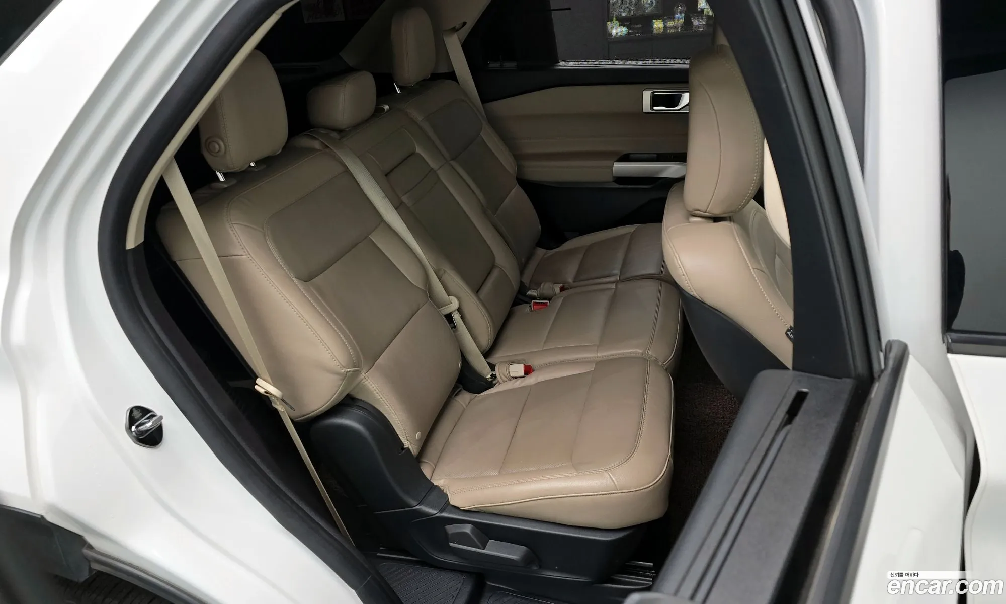 Ford Explorer 6th Gen 2020 1FMSK8FH6LGC71215 — 29