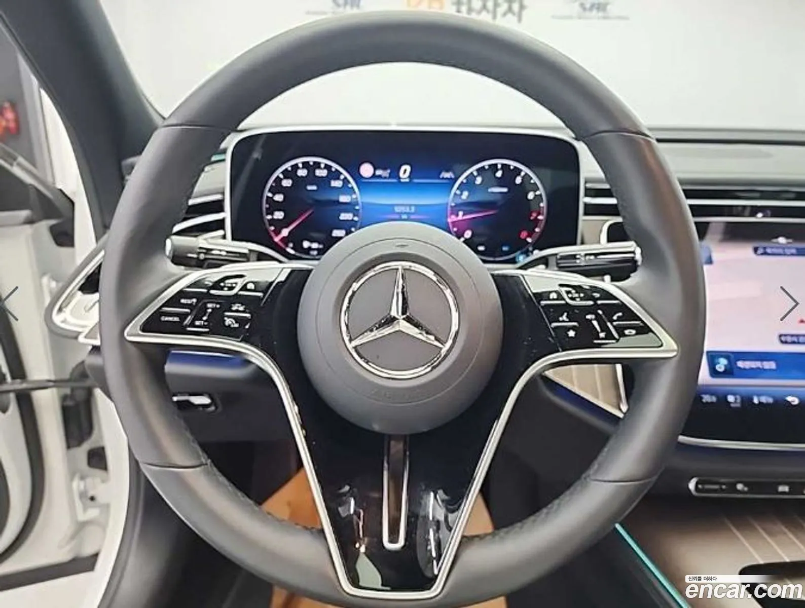 Mercedes-Benz E-Class W214 2025 — 4