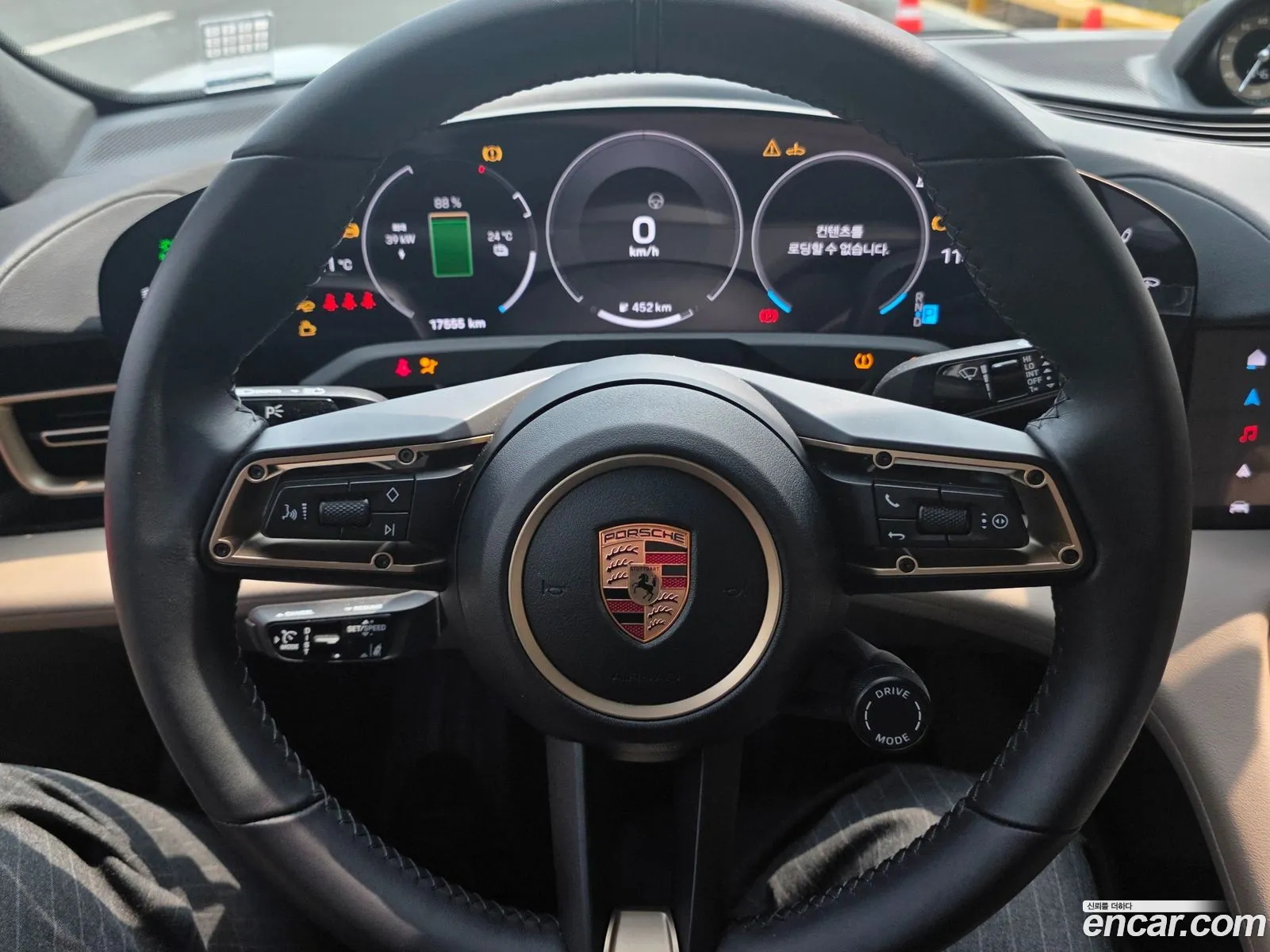 Porsche Taycan 2025 — 2