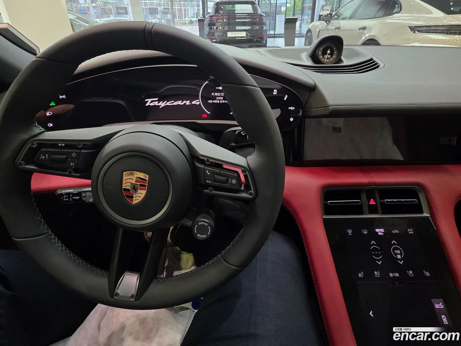 Porsche Taycan 2025 — 7