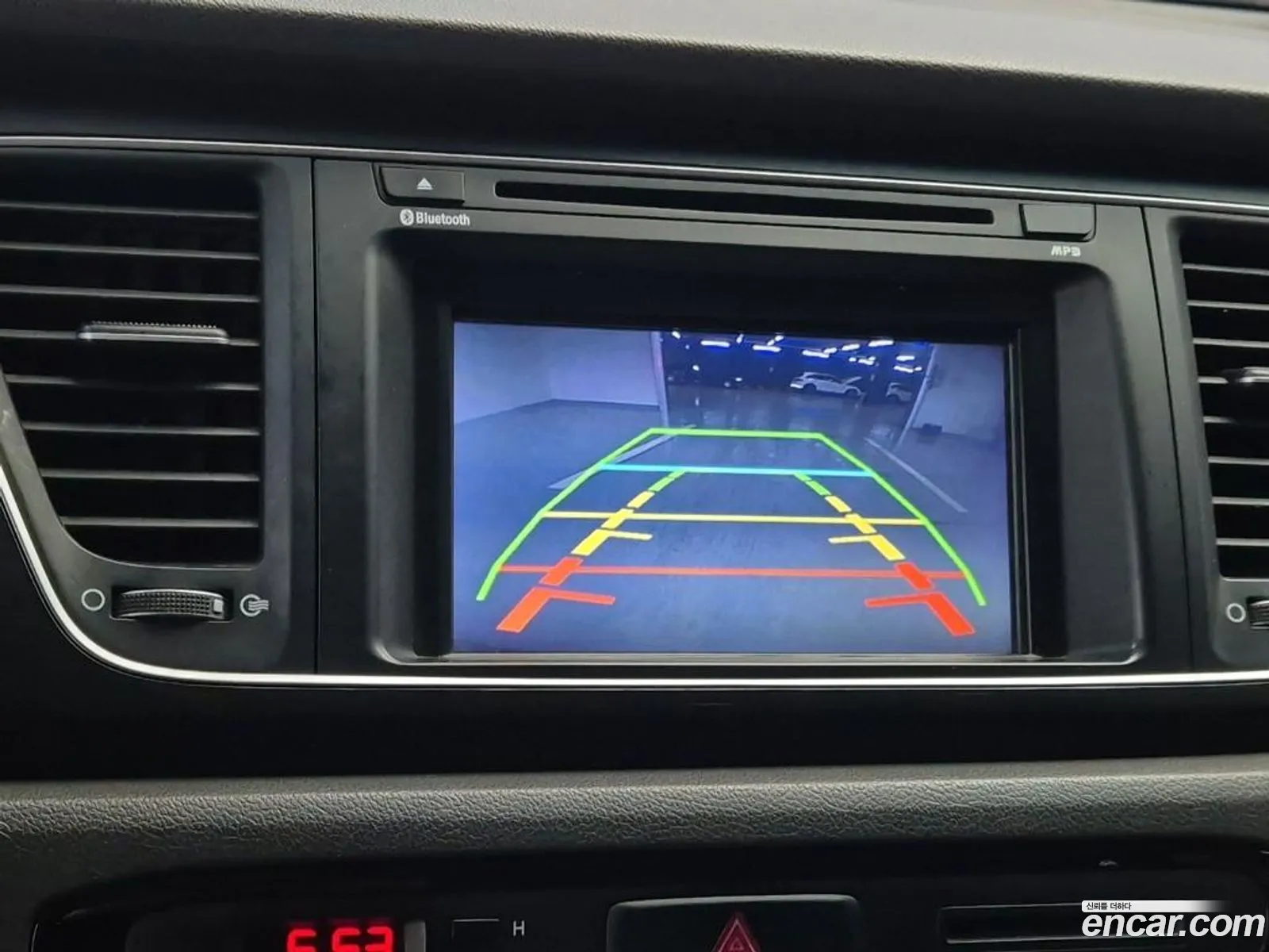 Kia Carnival 2014 — 9