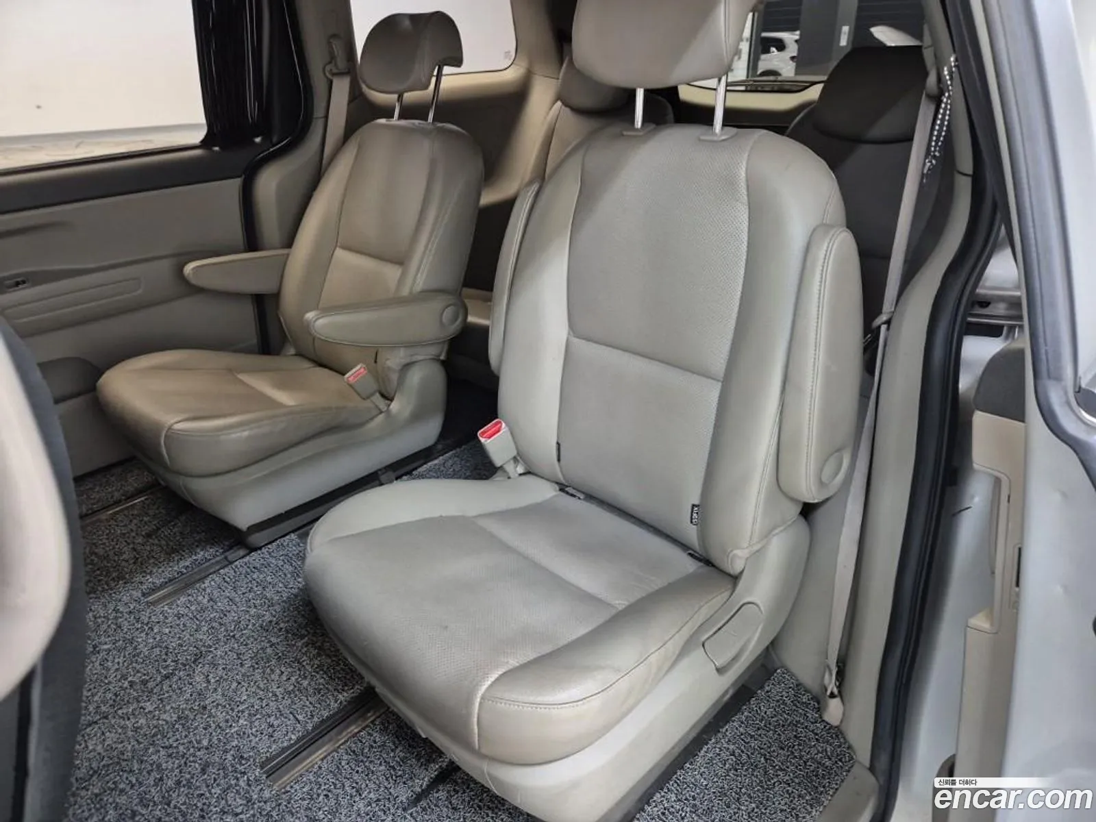 Kia Carnival 2014 — 5