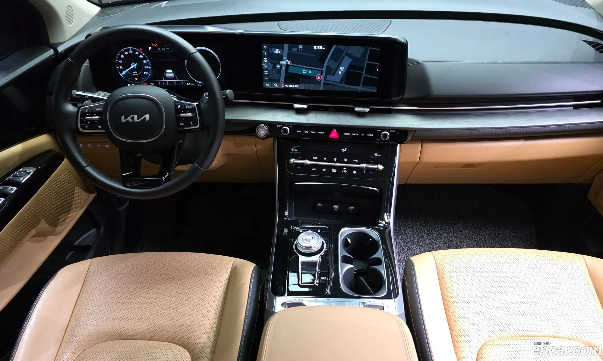 Kia Carnival 2022 — 14