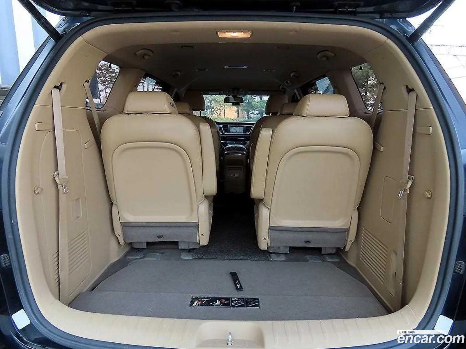 Kia Carnival 2018 — 5