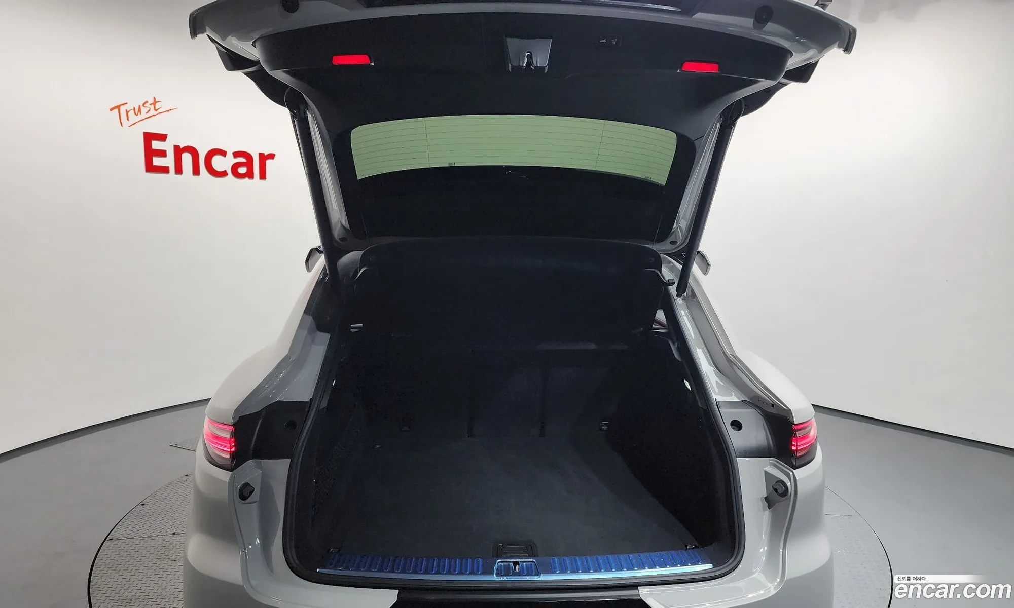 Porsche Cayenne 2023 WP1BK29Y — 16