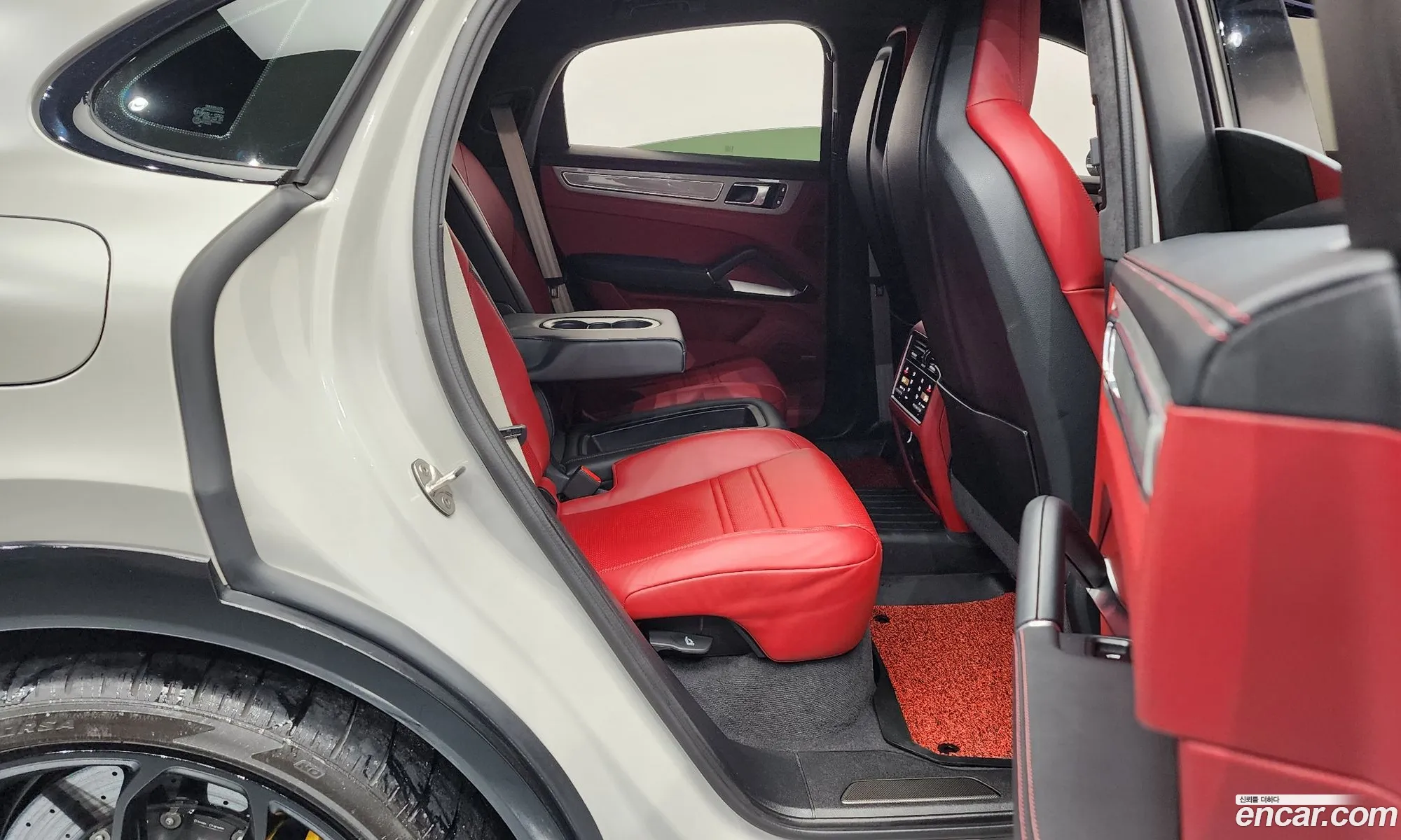 Porsche Cayenne 2023 WP1BK29Y — 13