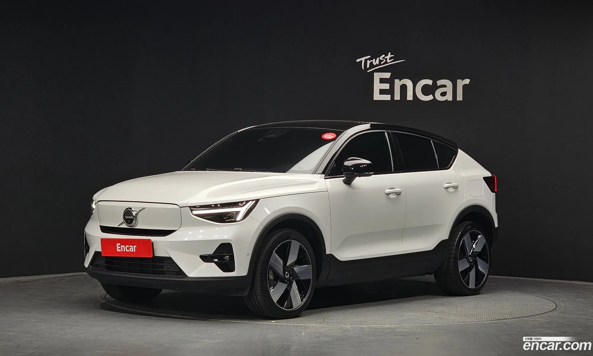 Volvo C40 Recharge 2022 YV1XKEDAEN2006372 — 9