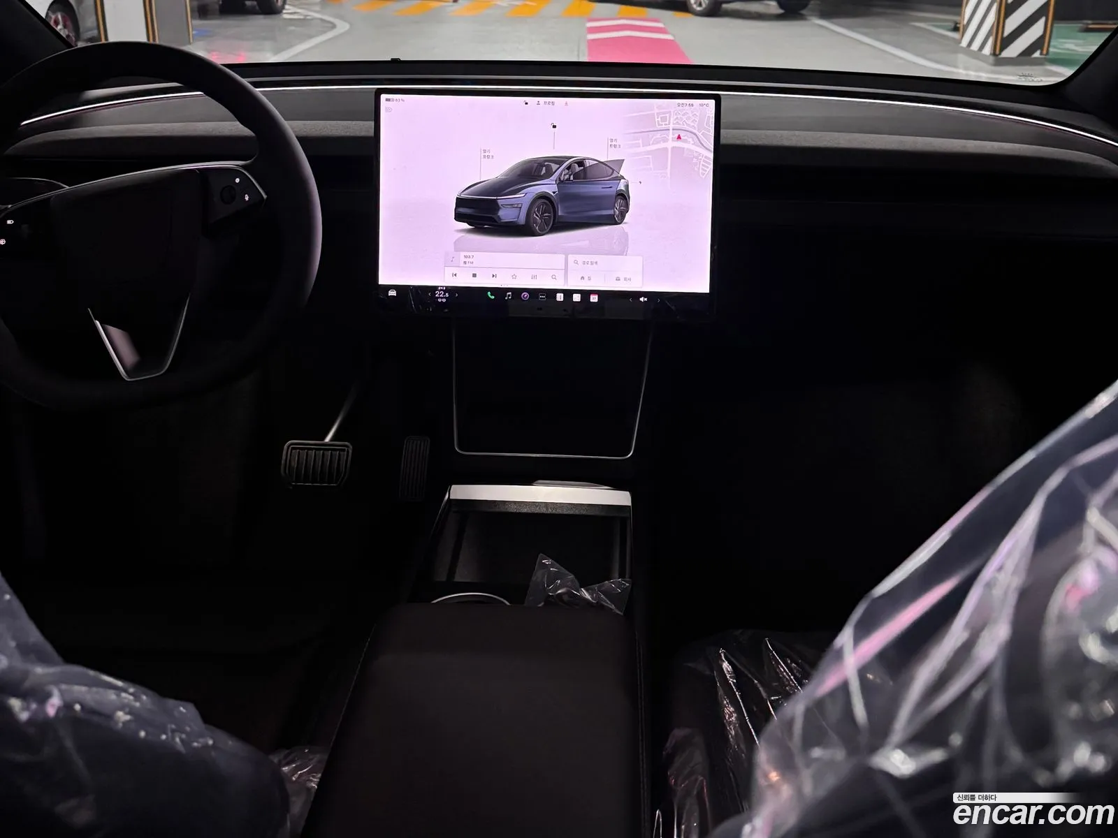 Tesla Model Y 2026 — 4