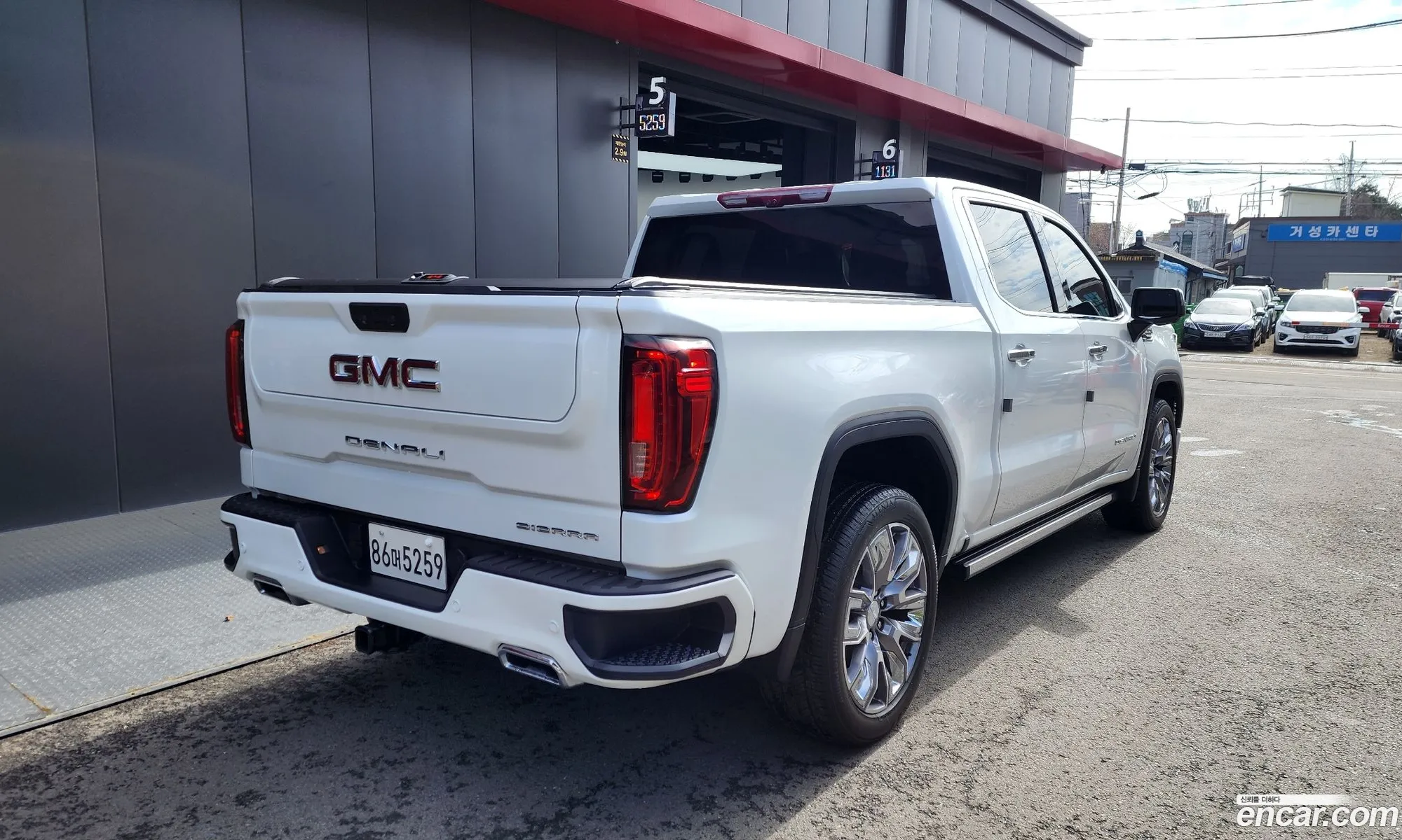 GMC Sierra
