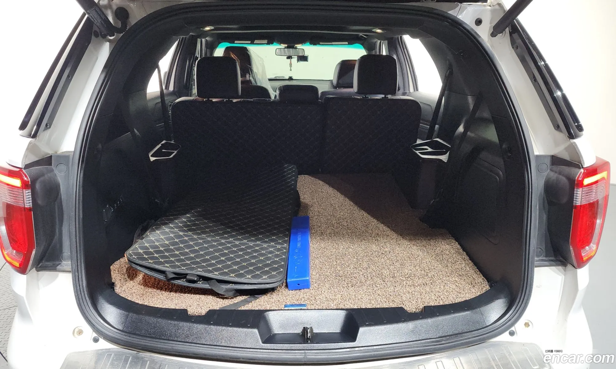 Ford Explorer 2016 1FM5K8FH7HGA30347 — 17