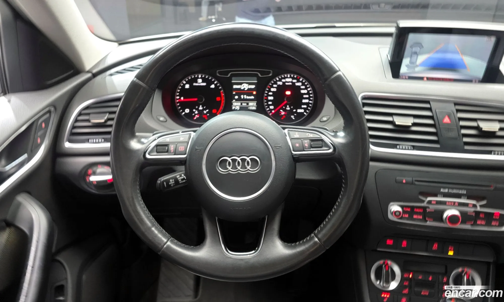 Audi Q3 2015 WAUZZZ8U7FR004508 — 9