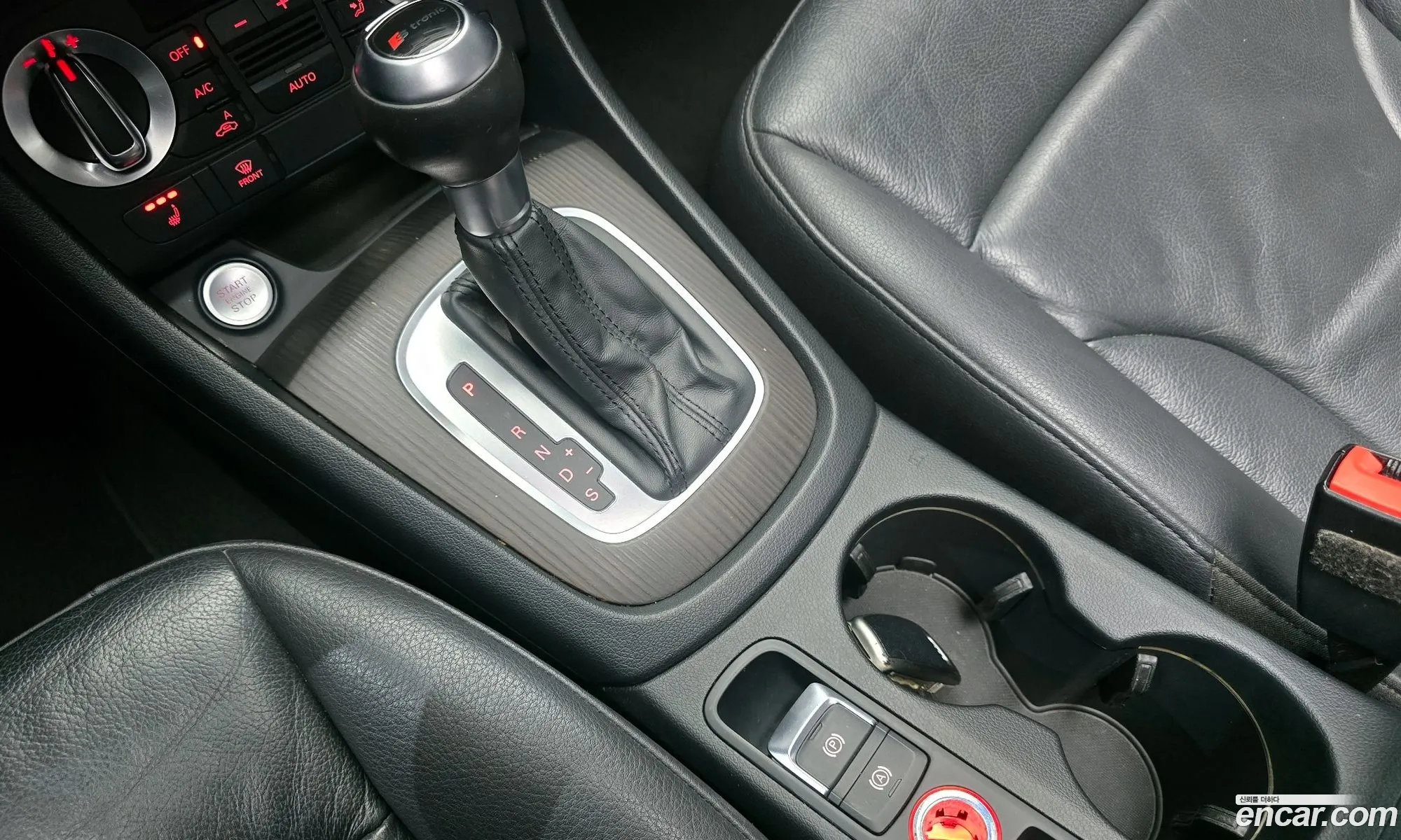 Audi Q3 2015 WAUZZZ8U7FR004508 — 4