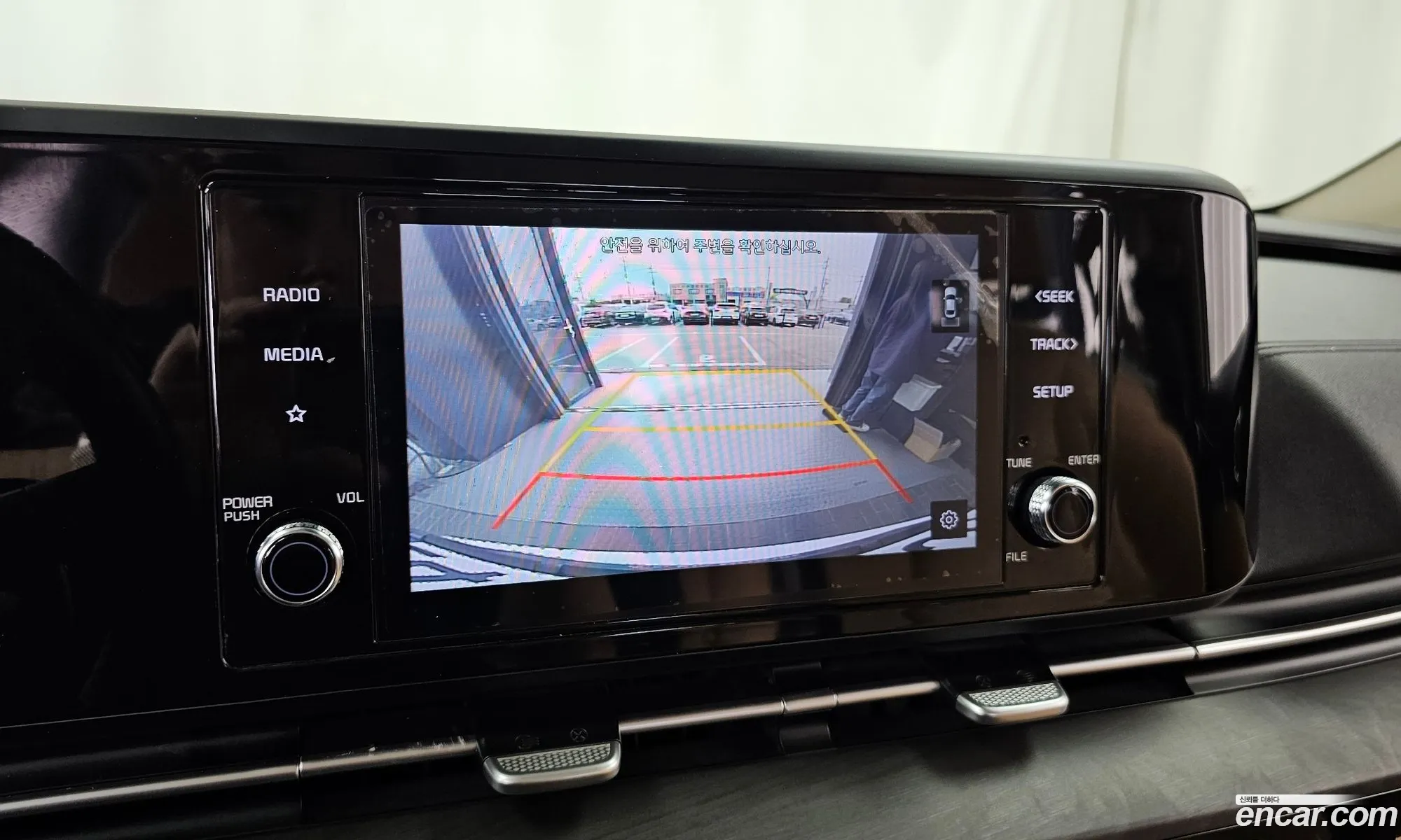 Kia Carnival 2020 KNANC81BBMS026049 — 17