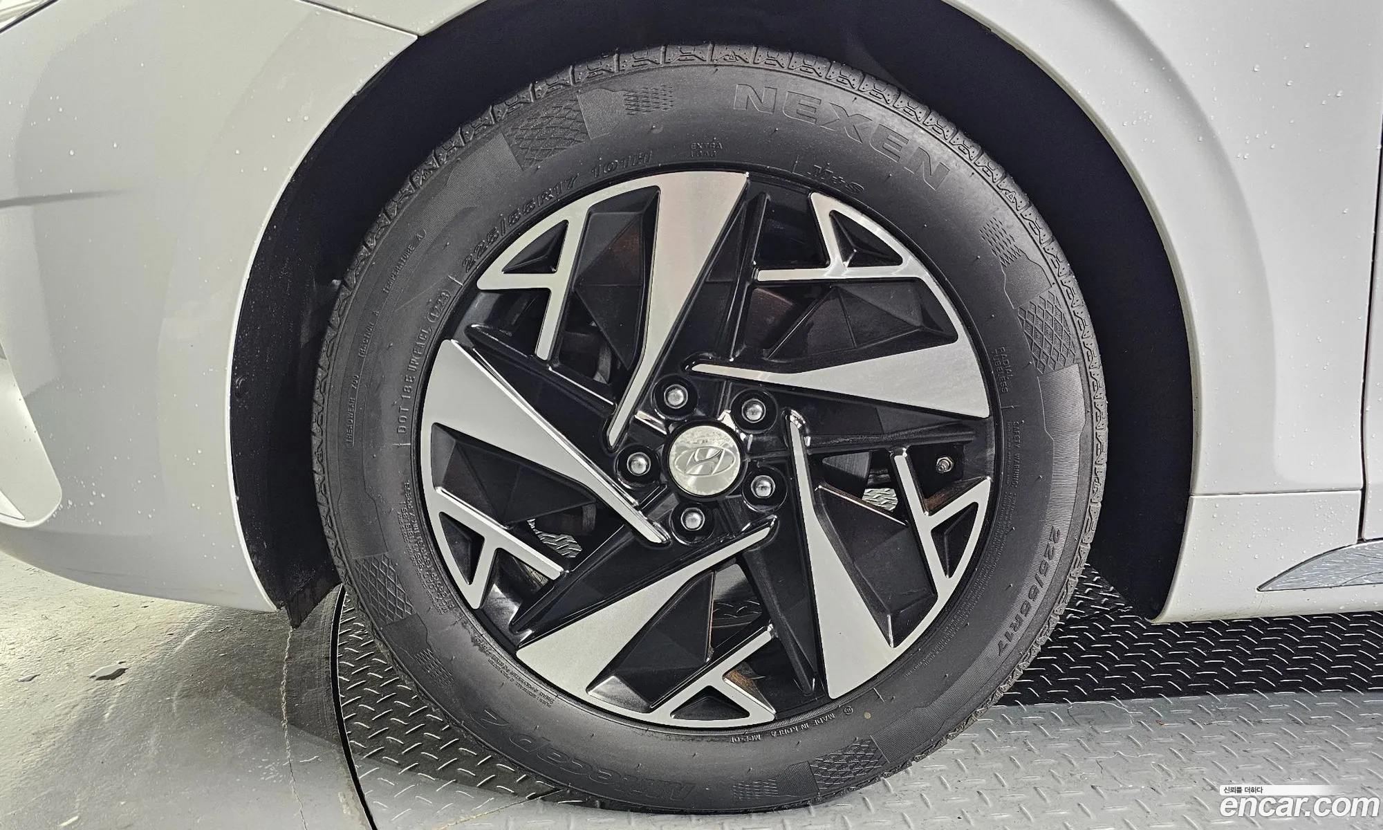 Hyundai Grandeur IG Hybrid 2020 — 15