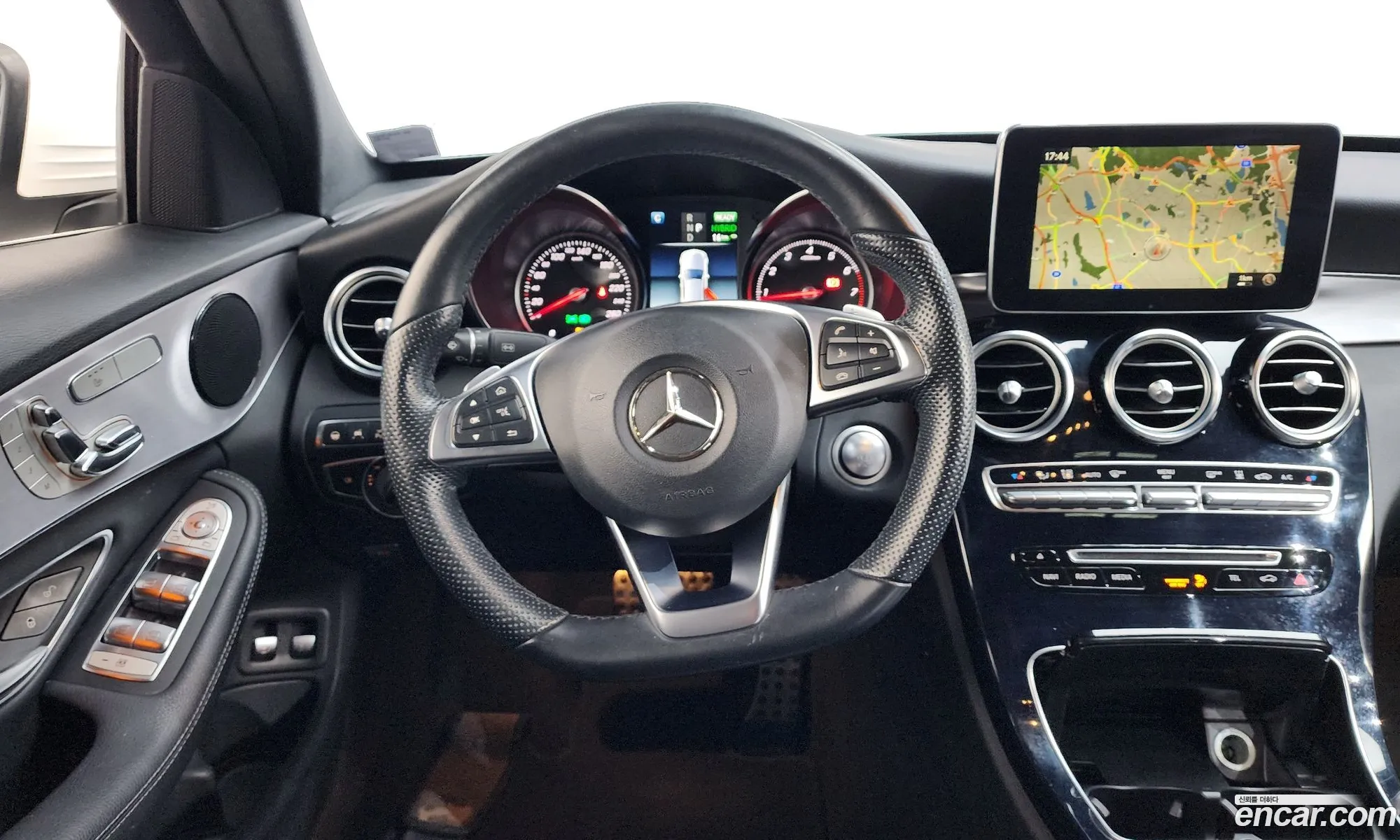 Mercedes-Benz C-Class W205 2018 — 2