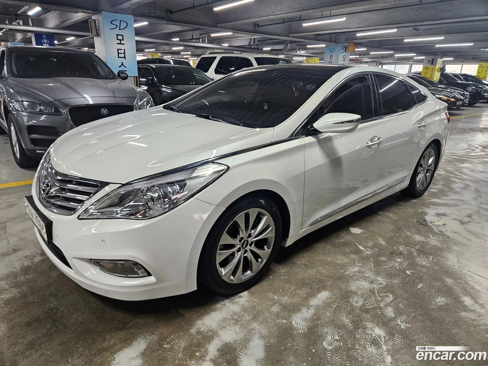 Hyundai Grandeur HG 2011 — 12