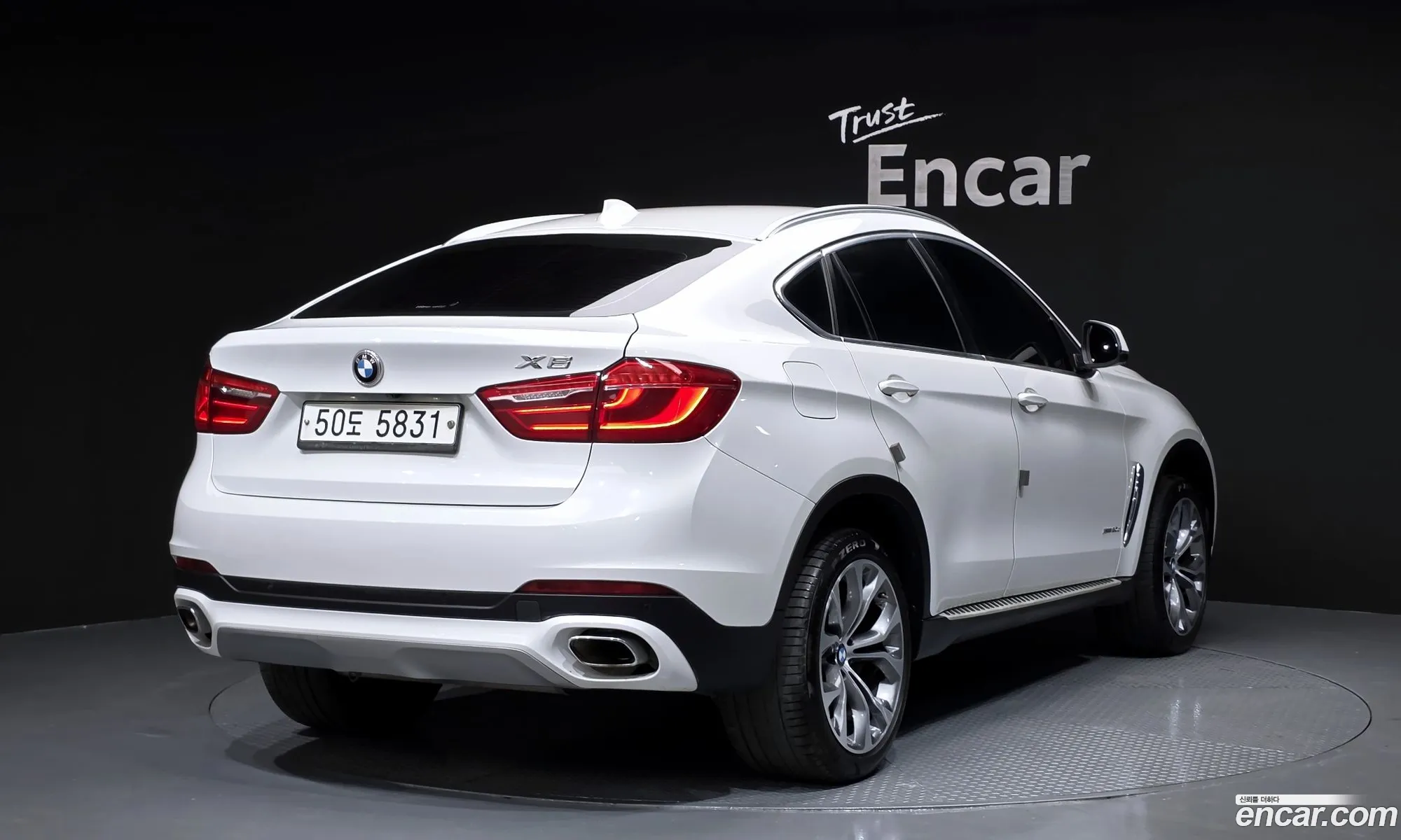 BMW X6 2018 WBAKV2102J0Y39439 — 20