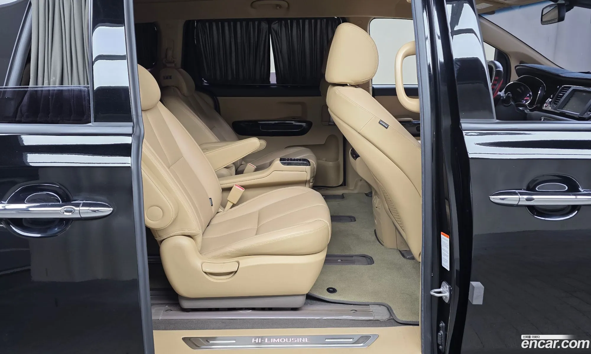 Kia Carnival 2019 — 19