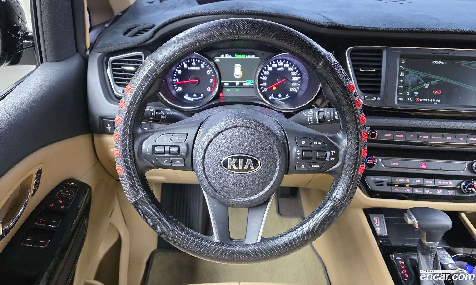Kia Carnival 2019 — 18