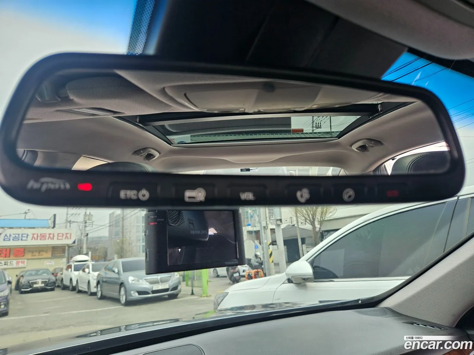 Hyundai Genesis DH 2014 — 8